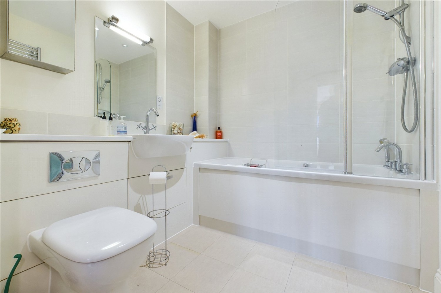 Theale, Reading, Berkshire