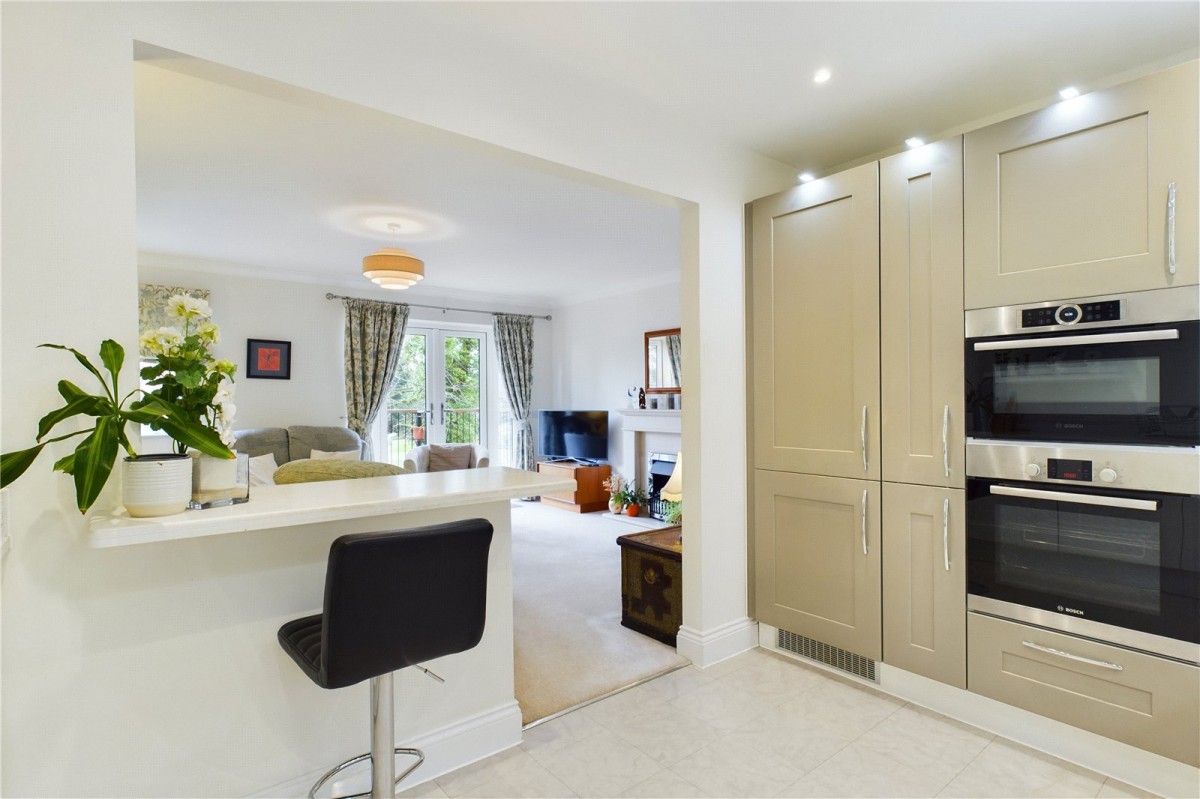 Theale, Reading, Berkshire
