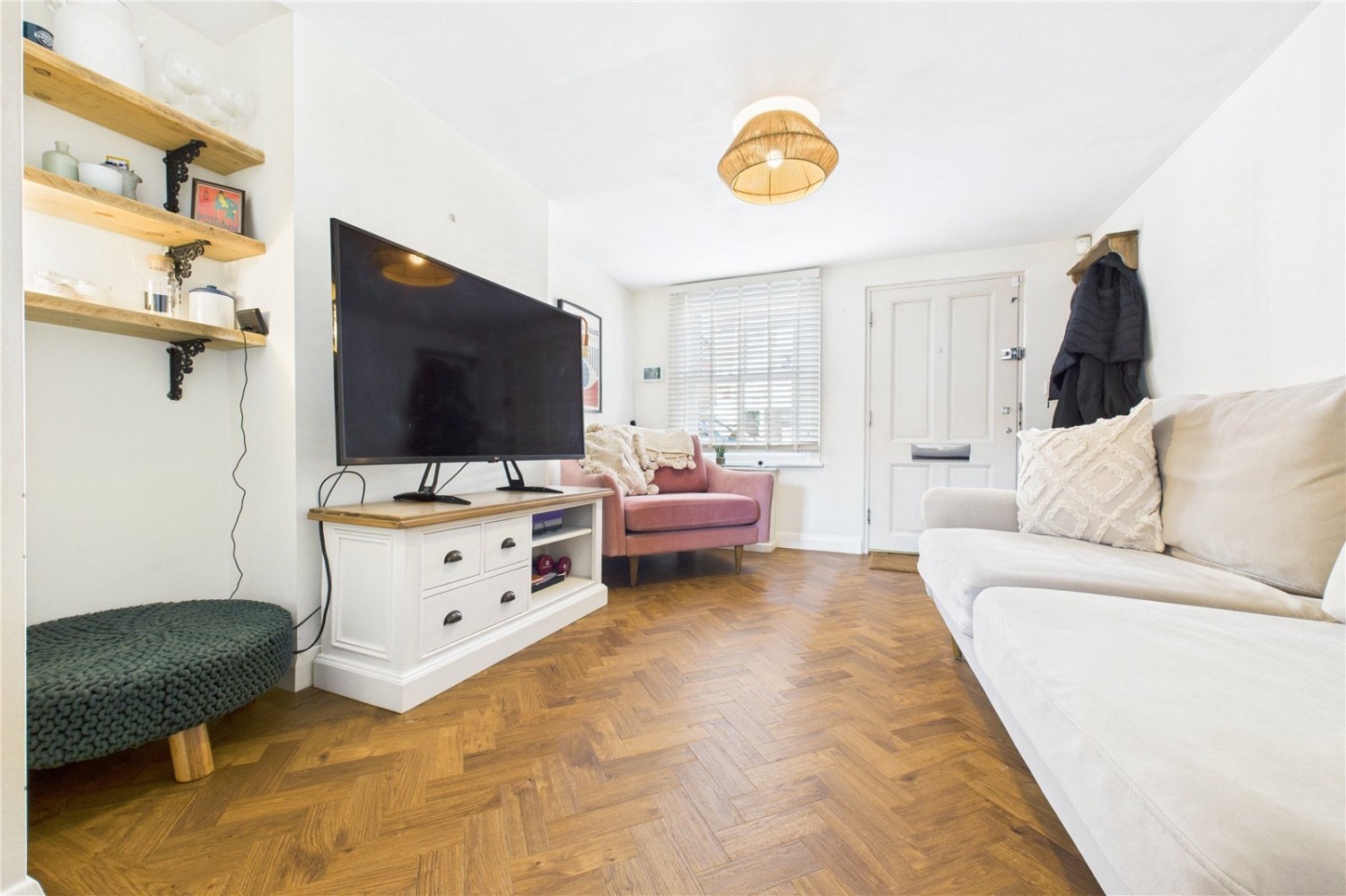 Theale, Reading, Berkshire
