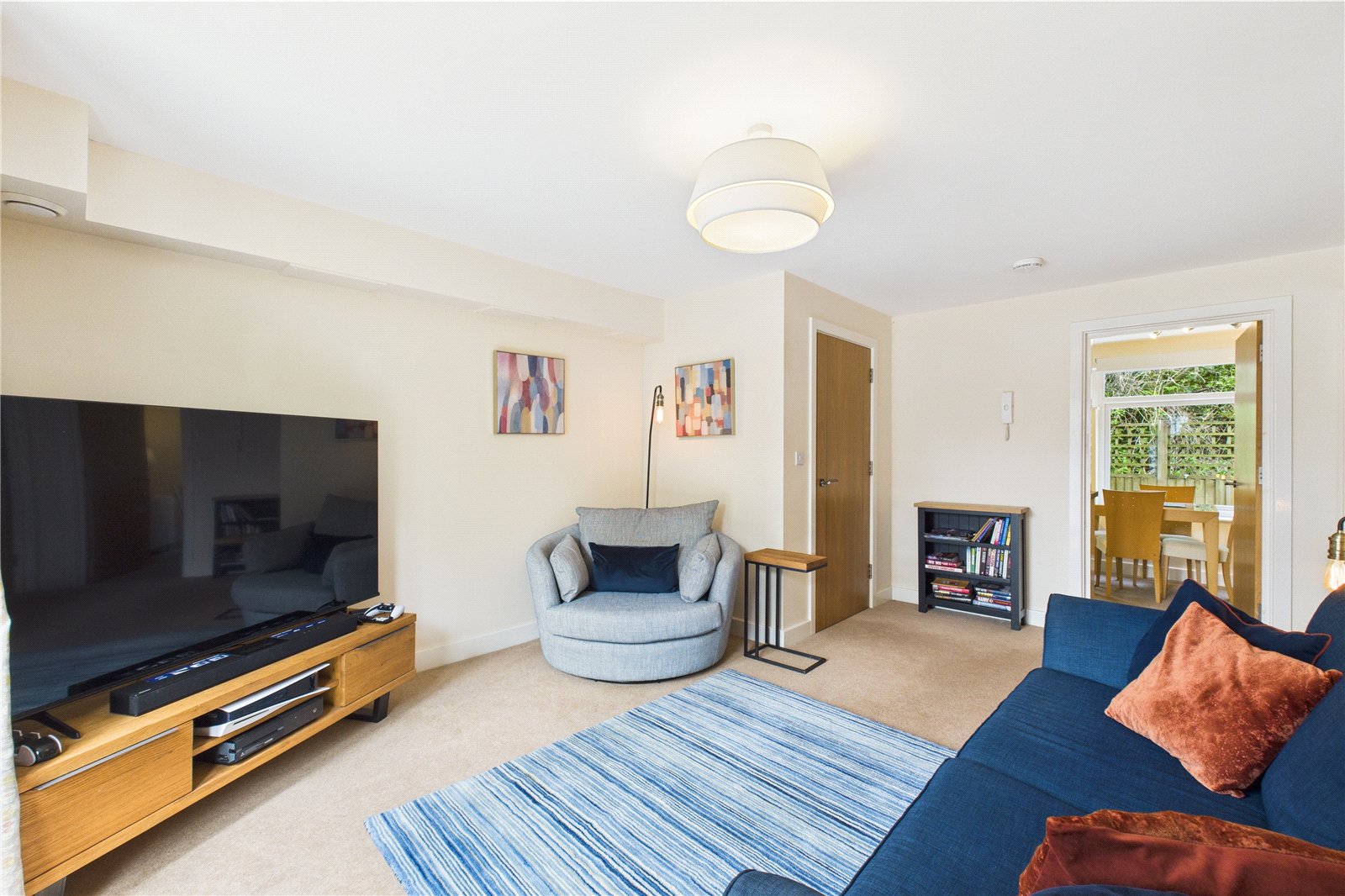 2 bedroom Flat for sale in Pangbourne, Reading, Berkshire