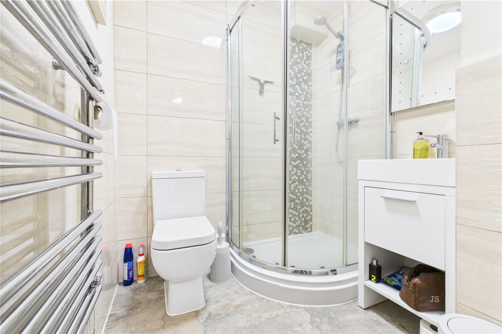2 bedroom Flat for sale in Pangbourne, Reading, Berkshire