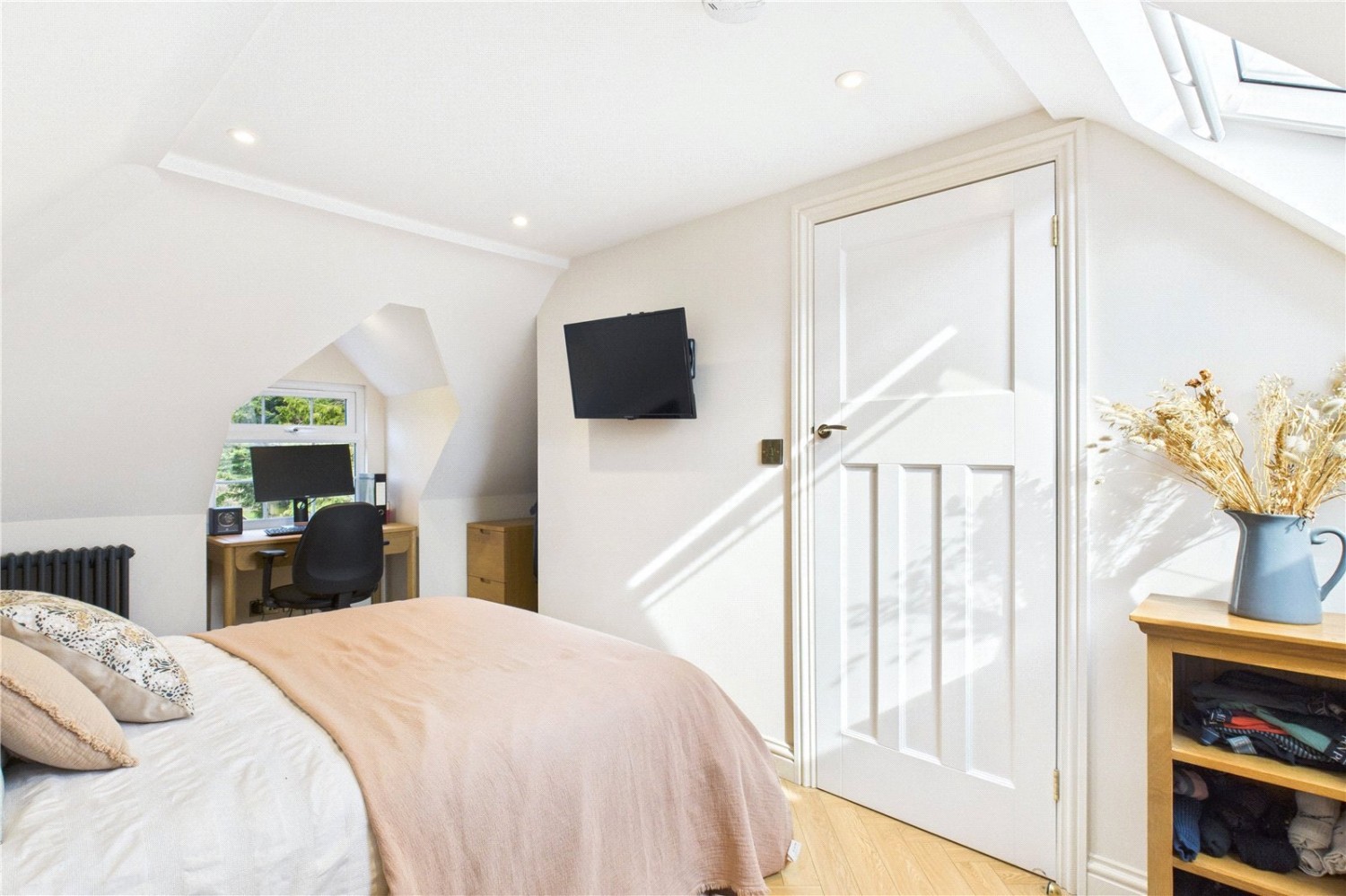 Calcot, Reading, Berkshire