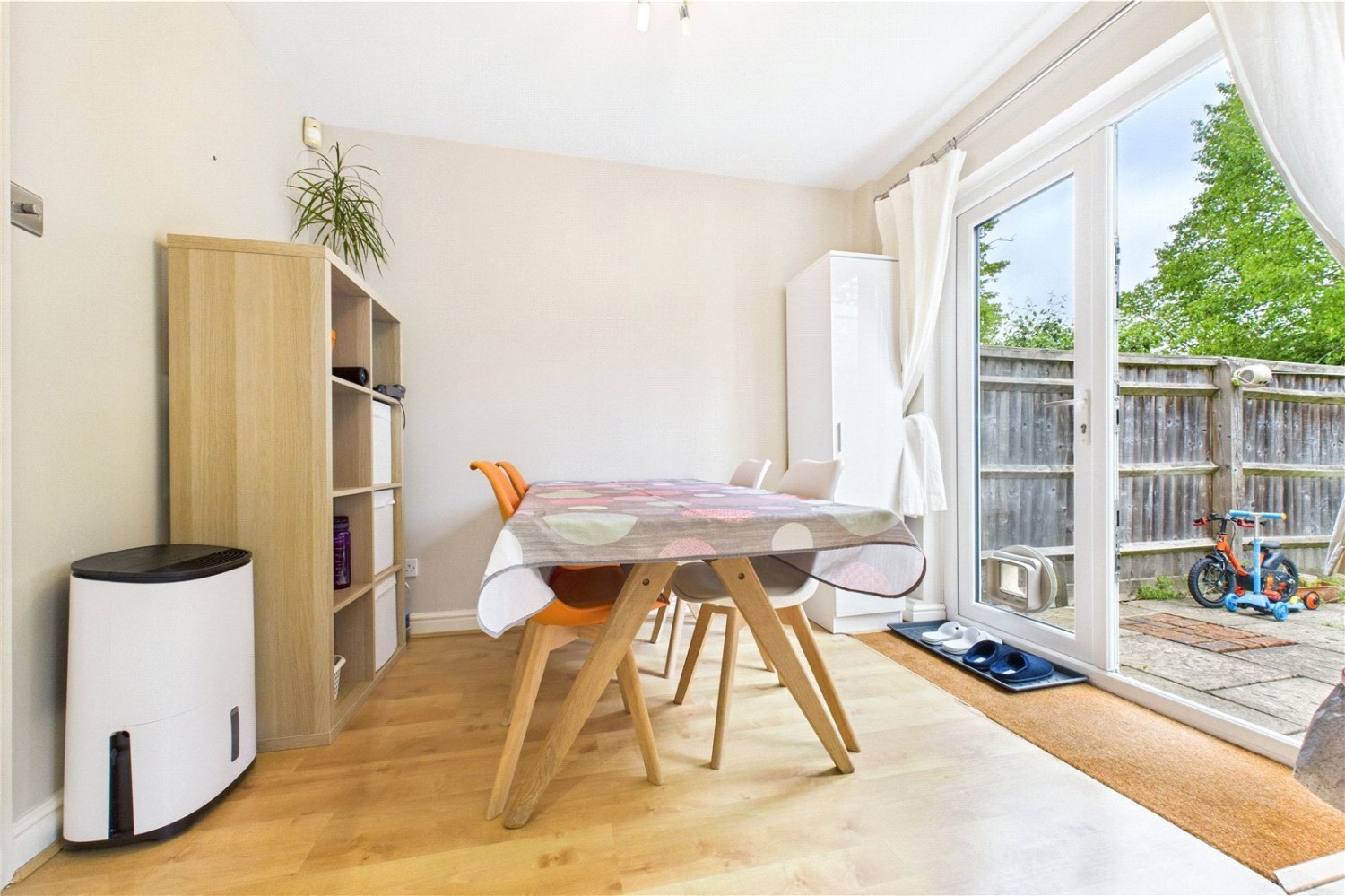 Theale, Reading, Berkshire