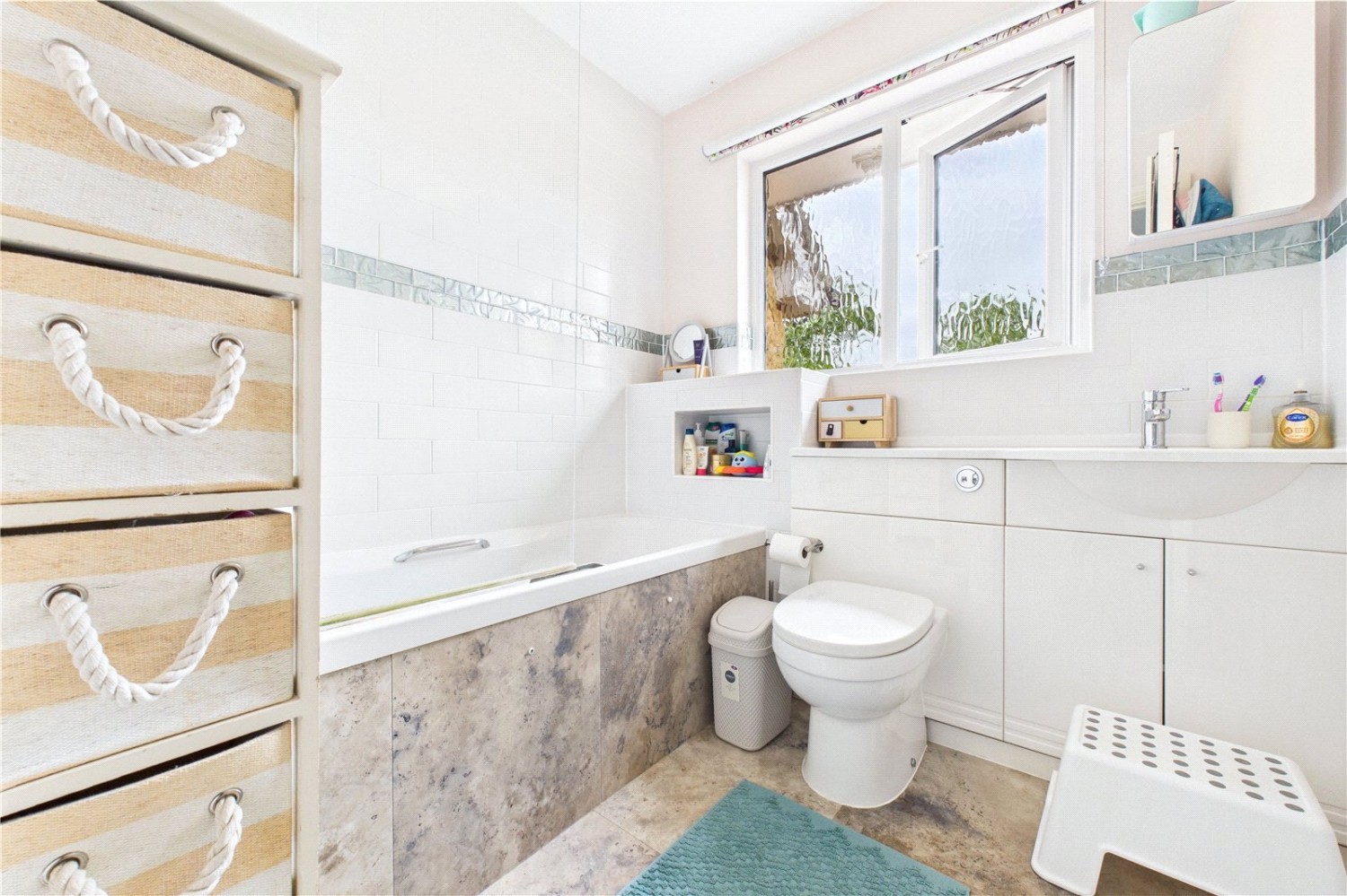 Theale, Reading, Berkshire