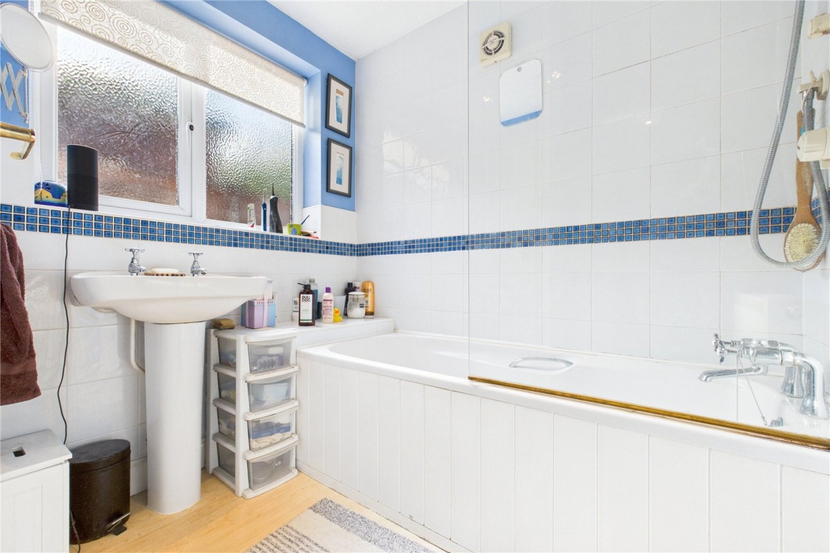 Theale, Reading, Berkshire