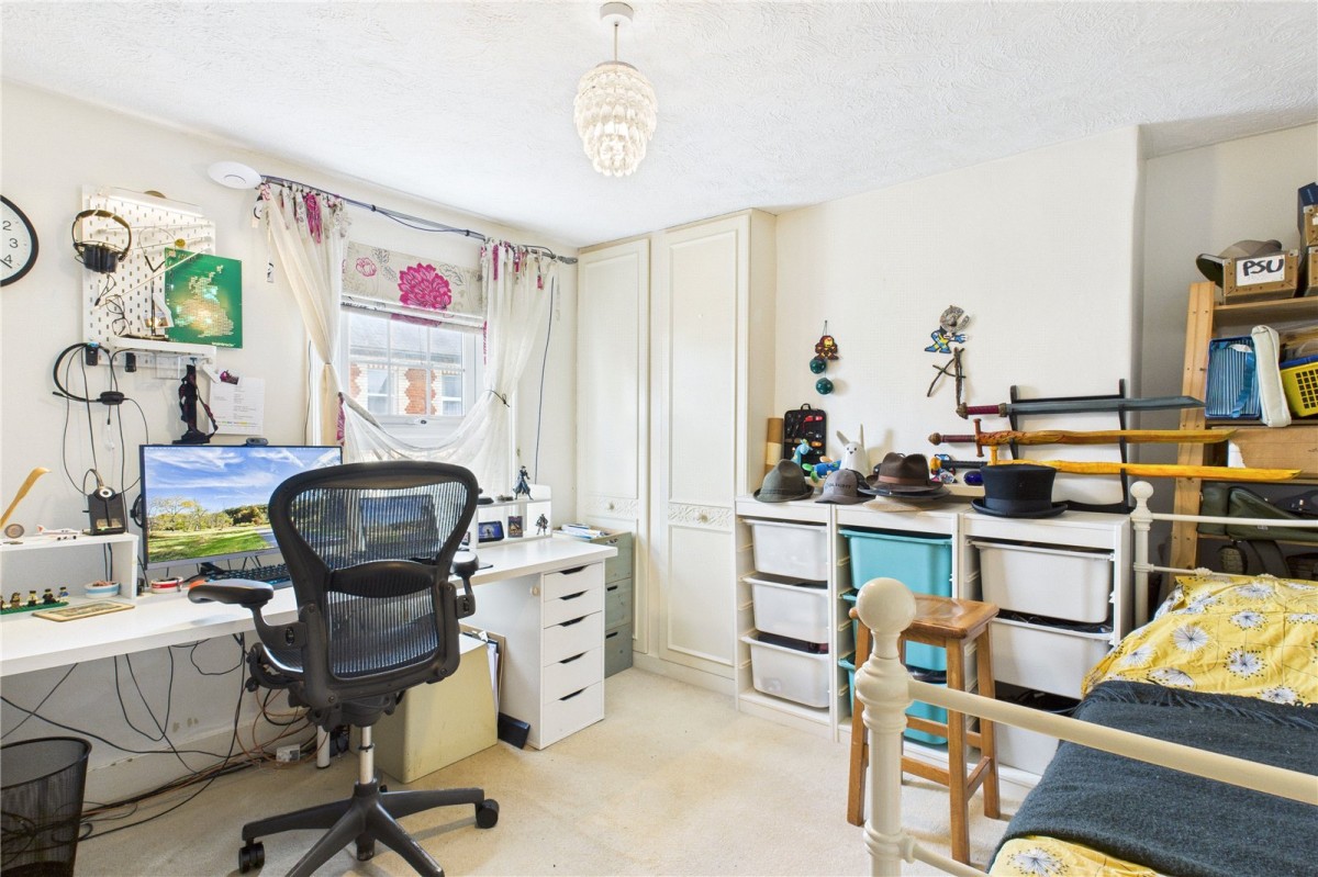 Theale, Reading, Berkshire