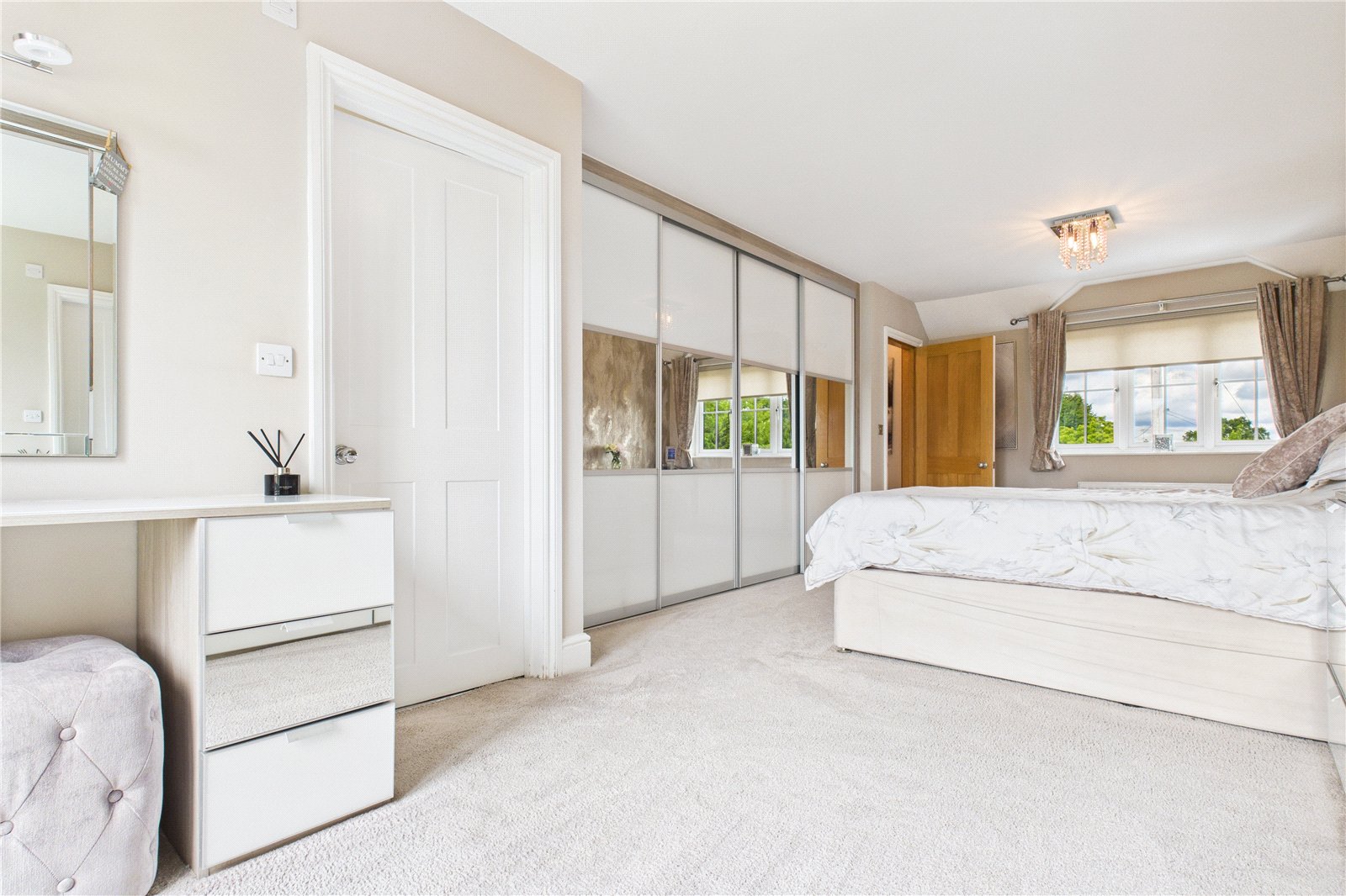 4 bedroom House for sale in Beenham, Reading, Berkshire
