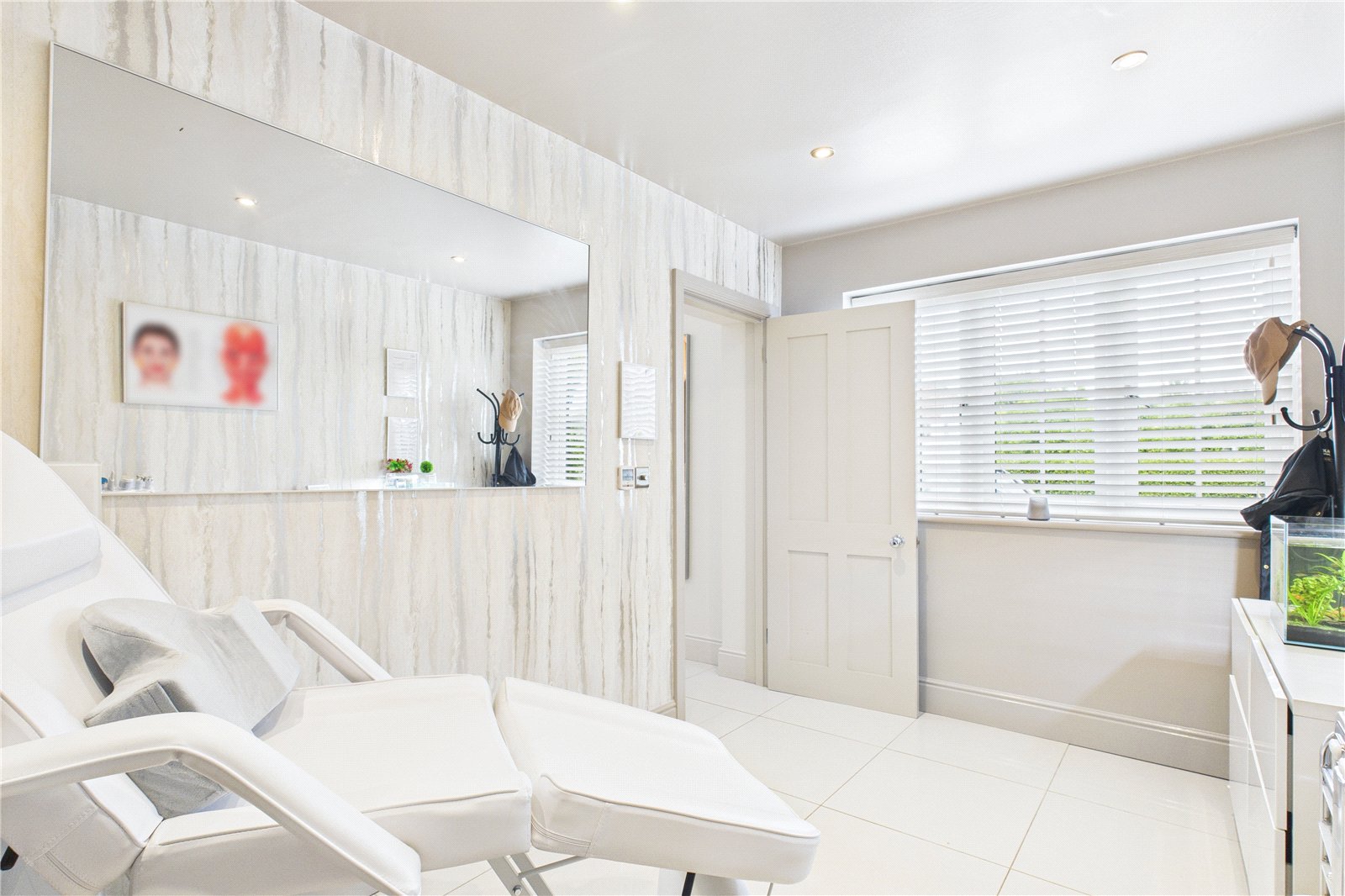 4 bedroom House for sale in Beenham, Reading, Berkshire