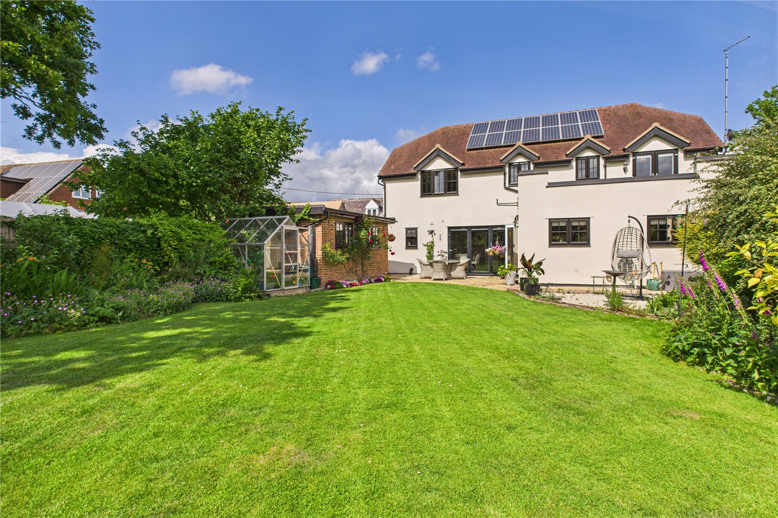 4 bedroom House for sale in Beenham, Reading, Berkshire