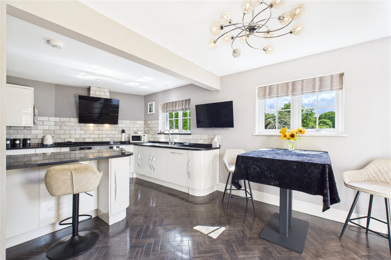 4 bedroom House for sale in Beenham, Reading, Berkshire