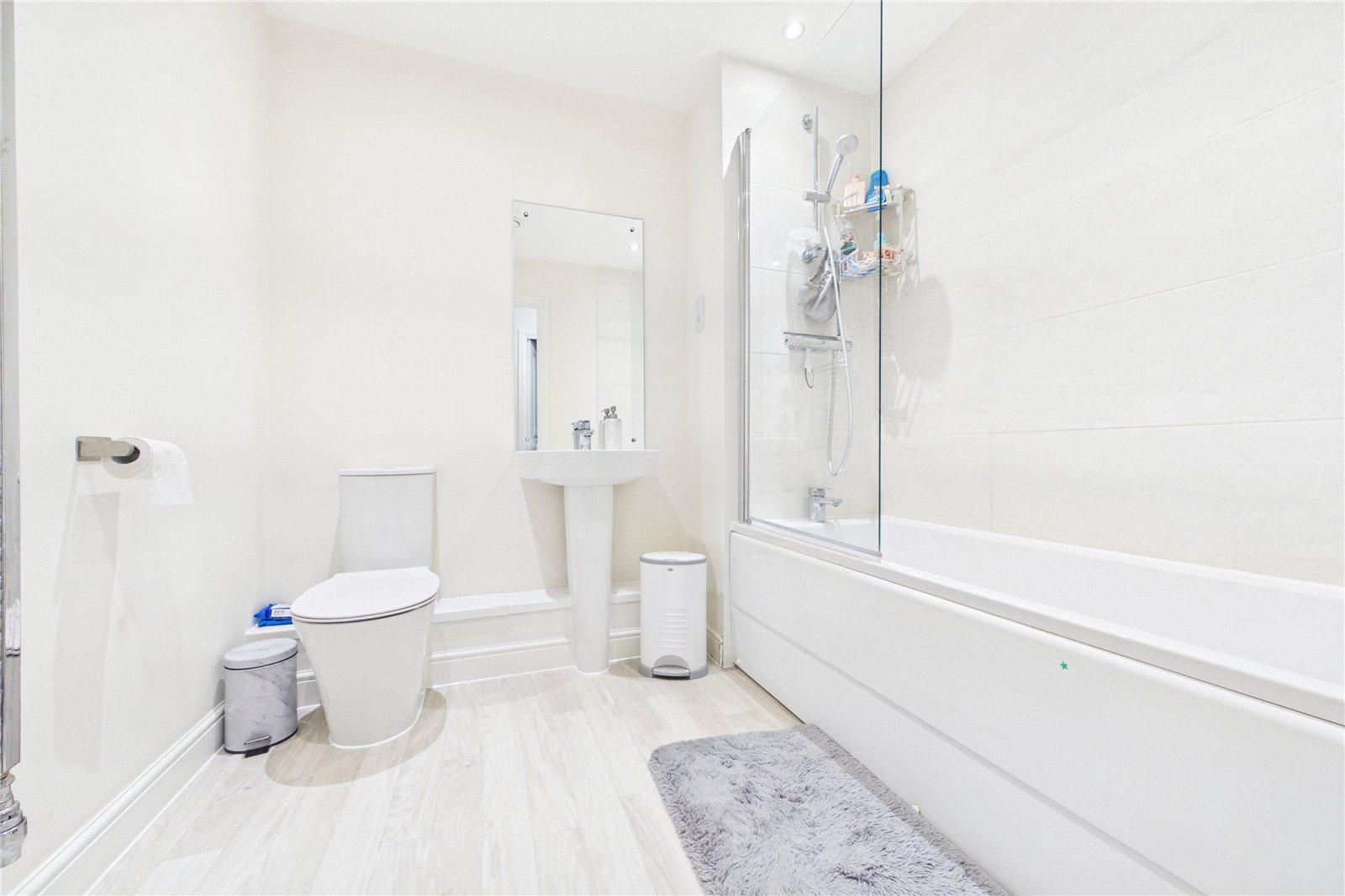 2 bedroom Flat for sale in Arborfield Green, Reading, Berkshire