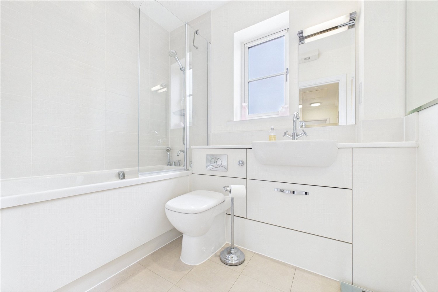 Theale, Reading, Berkshire