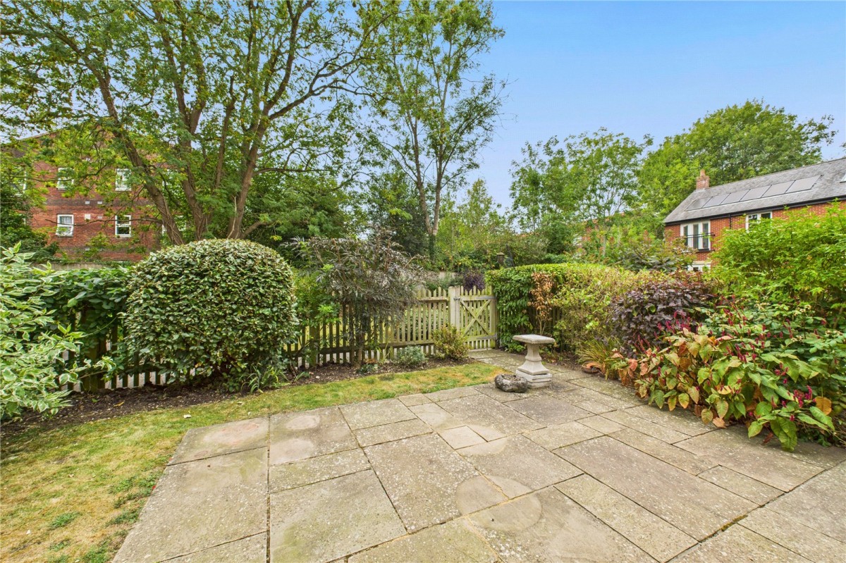 Theale, Reading, Berkshire