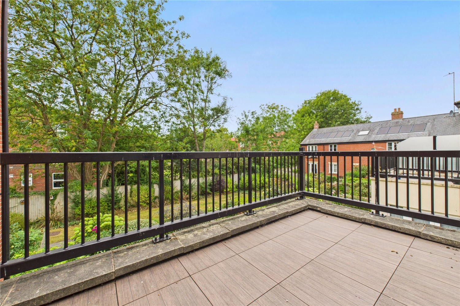 Theale, Reading, Berkshire