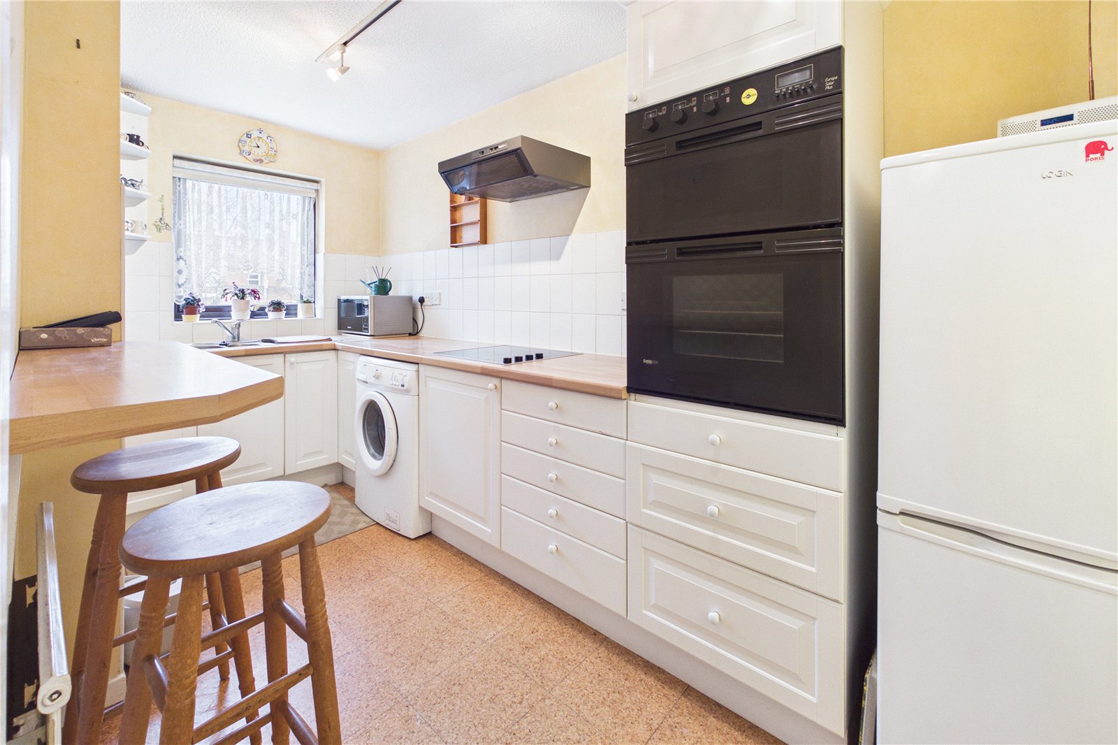 2 bedroom House for sale in Newbury, Berkshire
