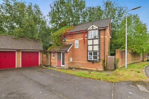 Theale, Reading, Berkshire