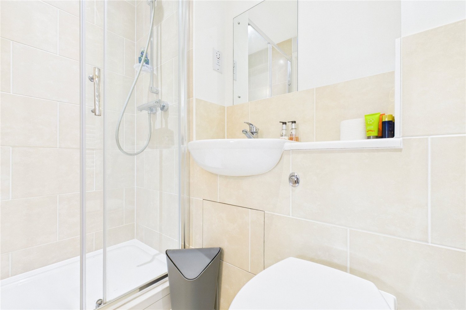 Theale, Reading, Berkshire