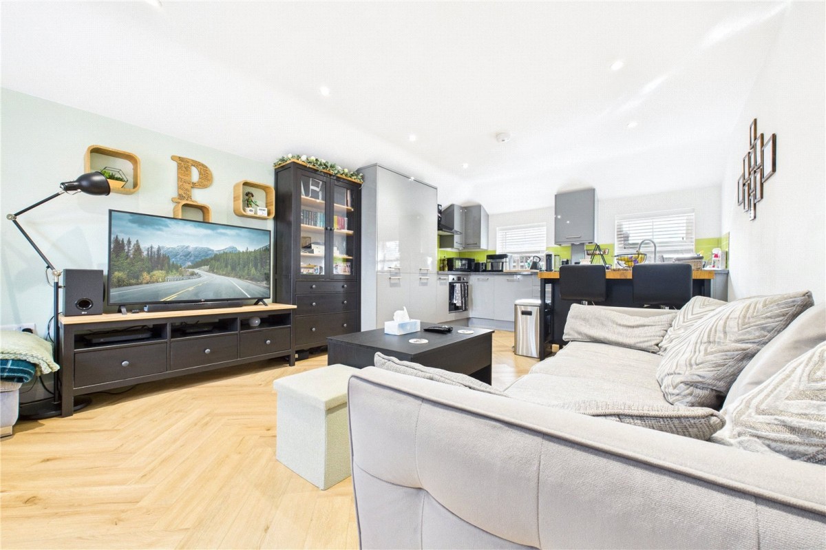 Church Street, Theale