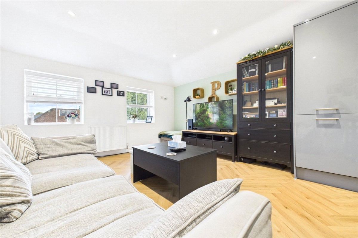 Church Street, Theale