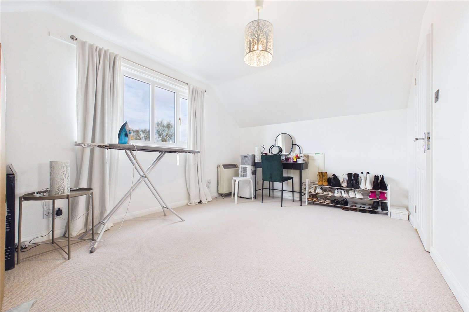 2 bedroom Flat for sale in Goring, Reading, Oxfordshire