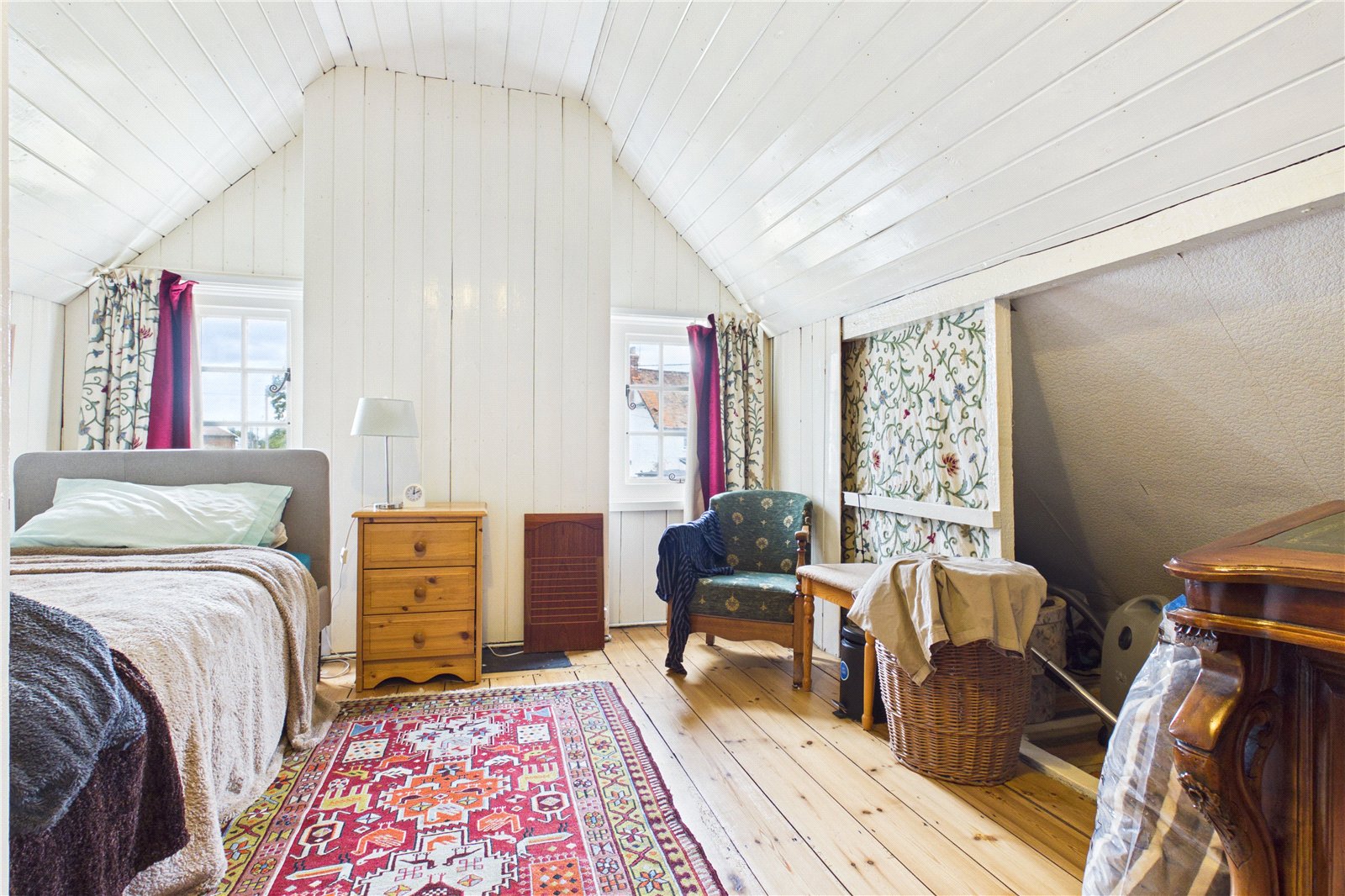3 bedroom House for sale in Woodcote, Reading, Oxfordshire