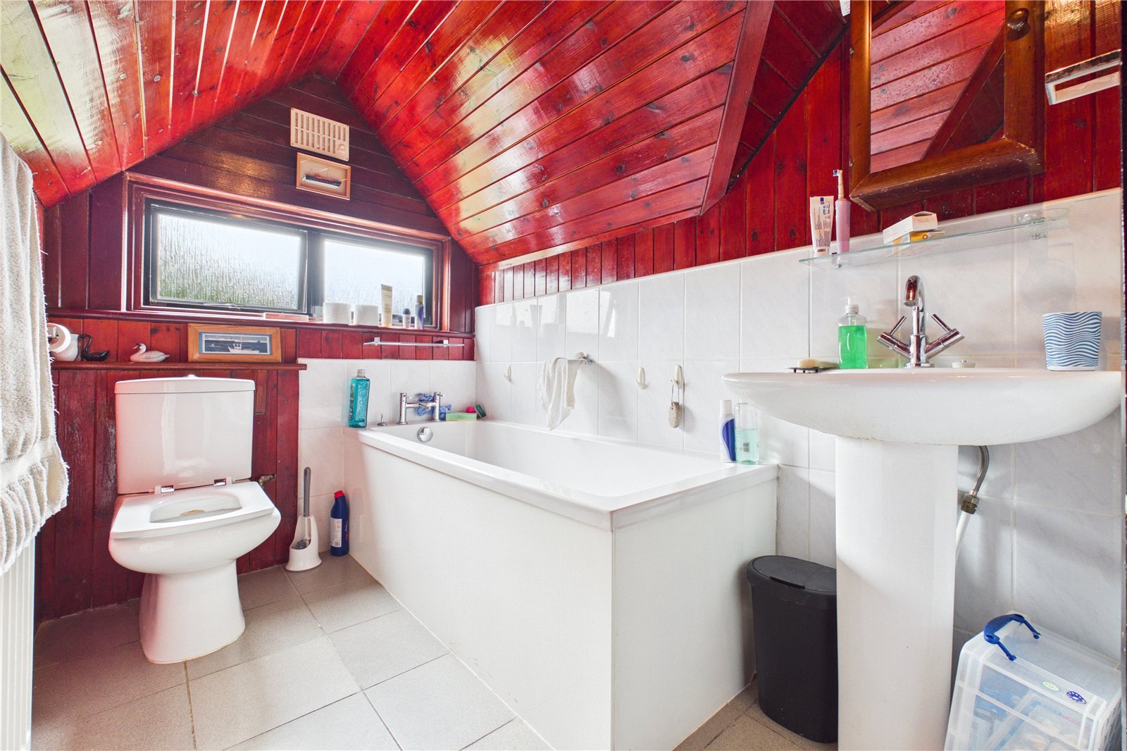 3 bedroom House for sale in Woodcote, Reading, Oxfordshire
