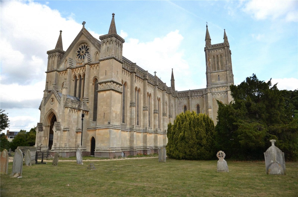 Theale, Reading, Berkshire