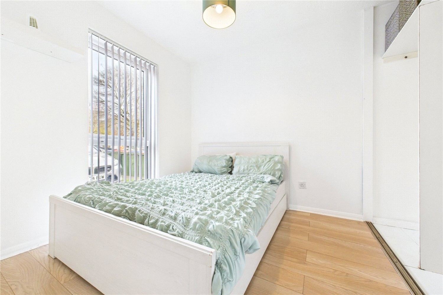 Theale, Reading, Berkshire