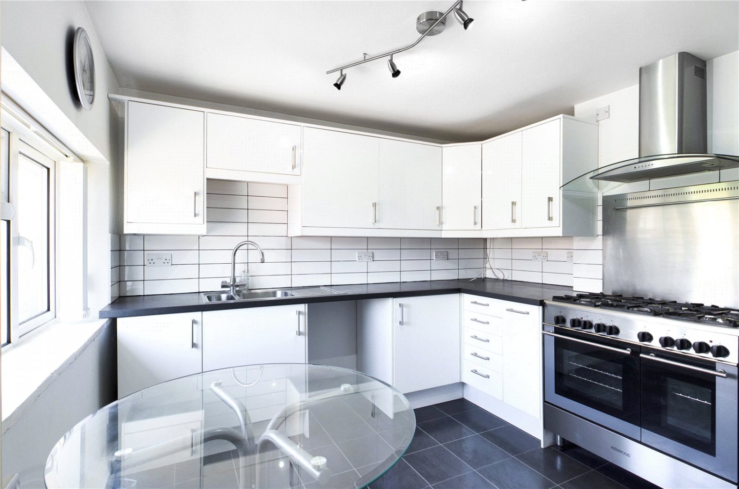 Theale, Reading, Berkshire