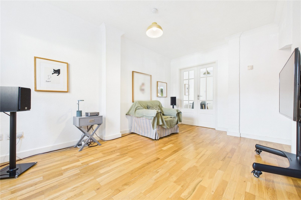 Theale, Reading, Berkshire