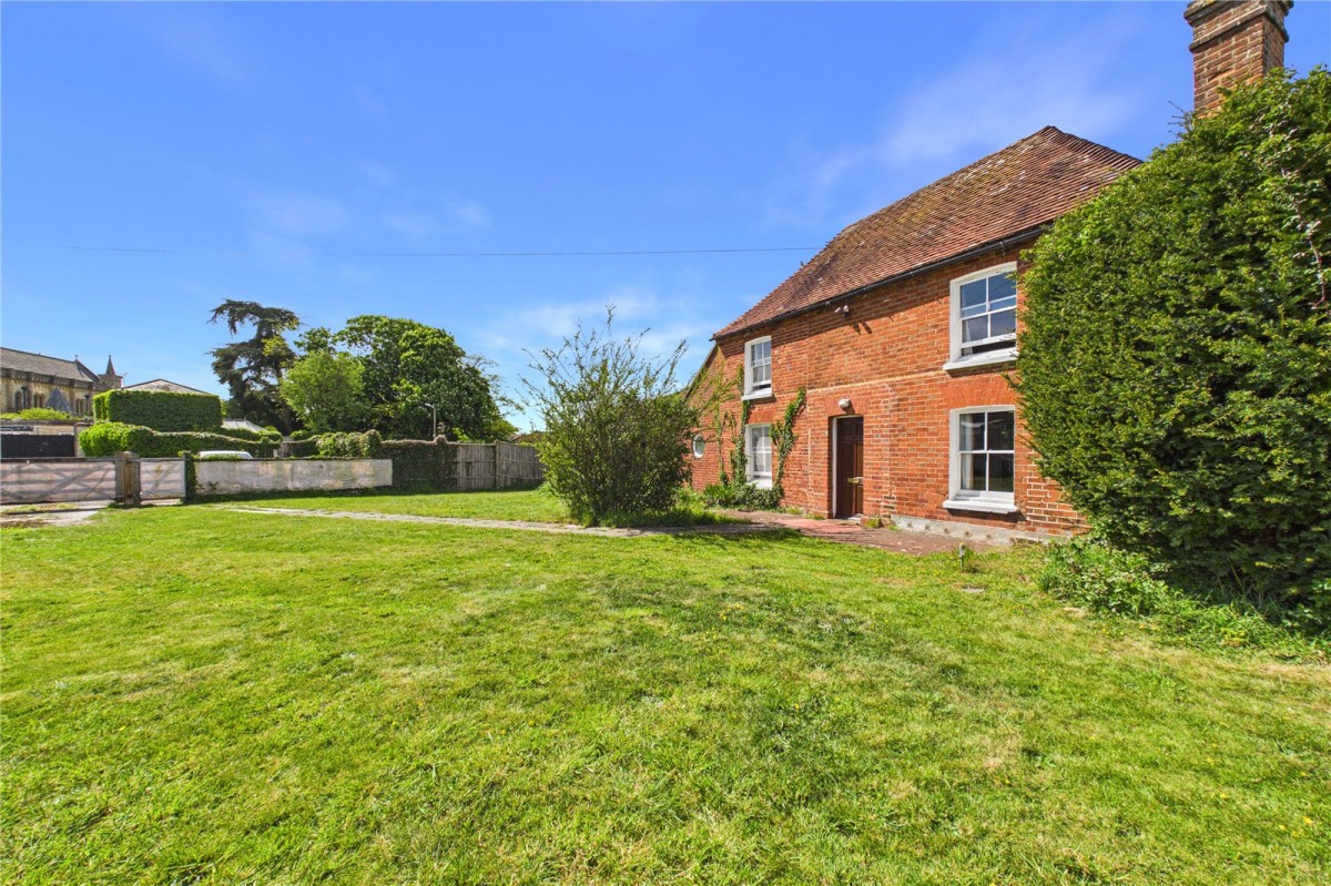 Theale, Reading, Berkshire