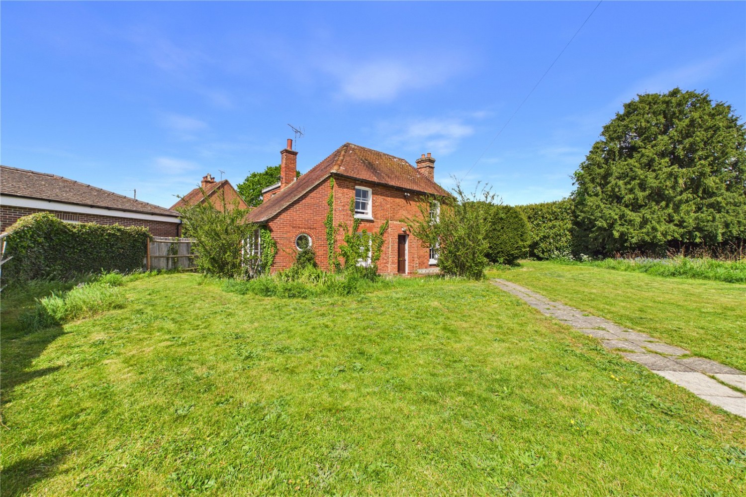 Theale, Reading, Berkshire