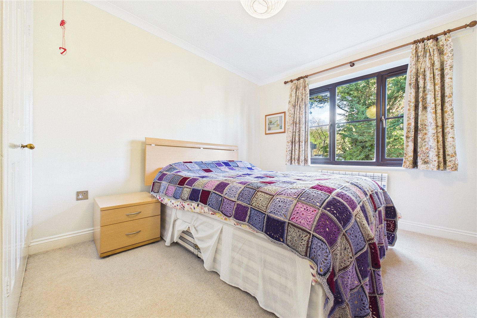 2 bedroom Flat for sale in Station Road, Pangbourne, Reading