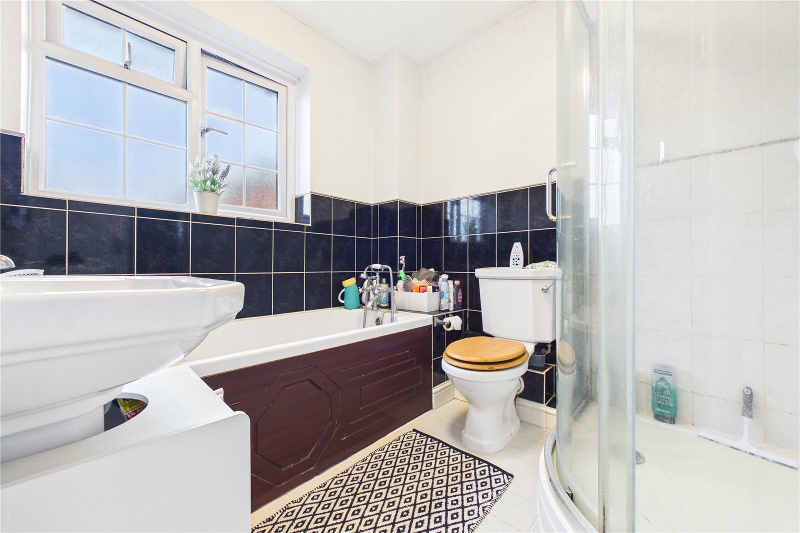3 bedroom House for sale in Theale, Reading, Berkshire