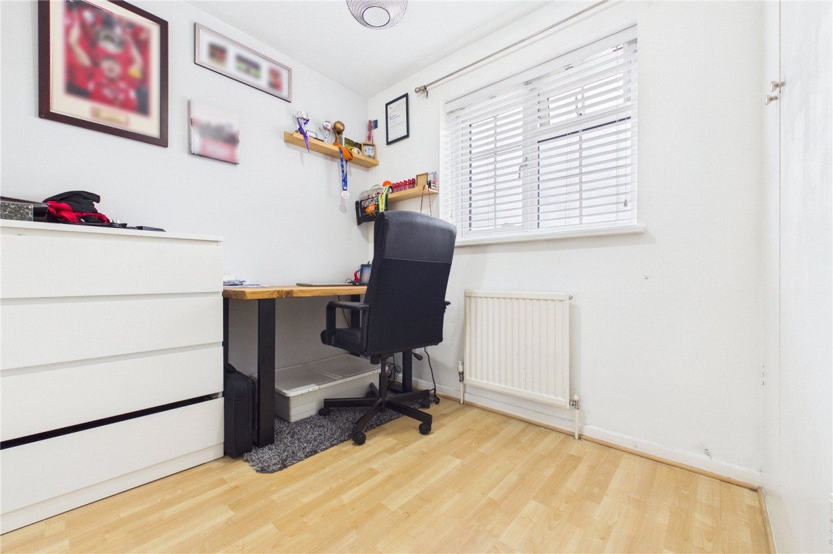 Theale, Reading, Berkshire