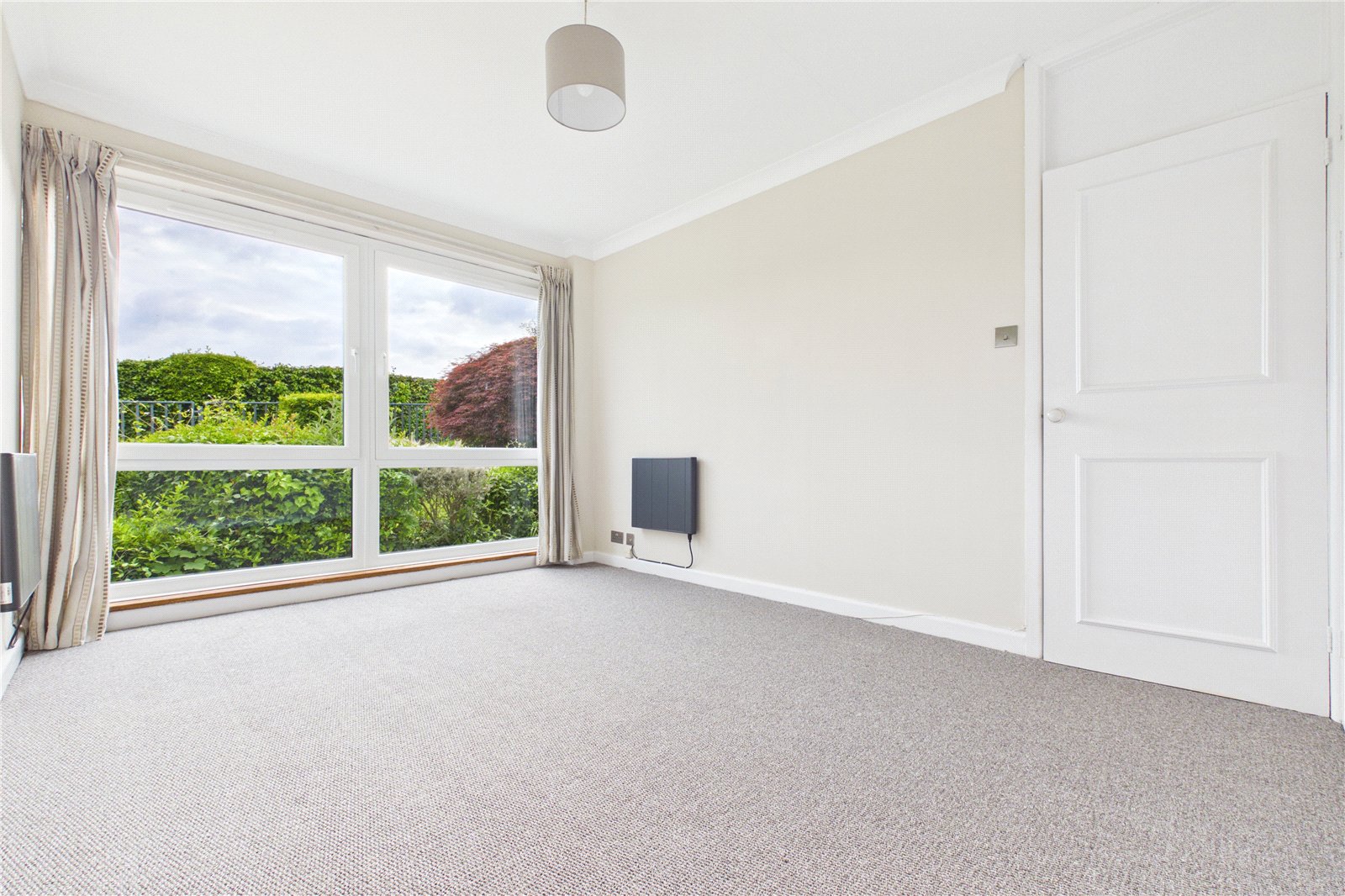 2 bedroom Flat for sale in Pangbourne, Reading, Berkshire