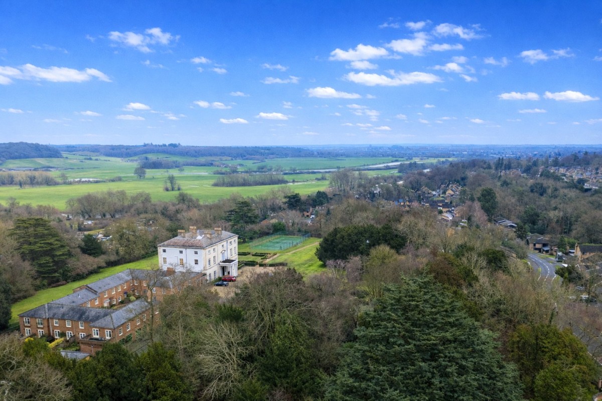 Purley on Thames, Reading, Berkshire