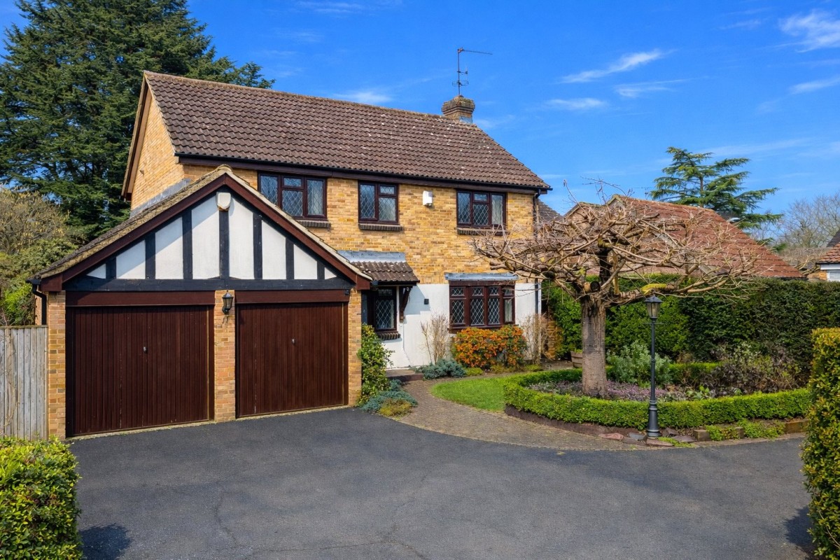Purley on Thames, Reading, Berkshire
