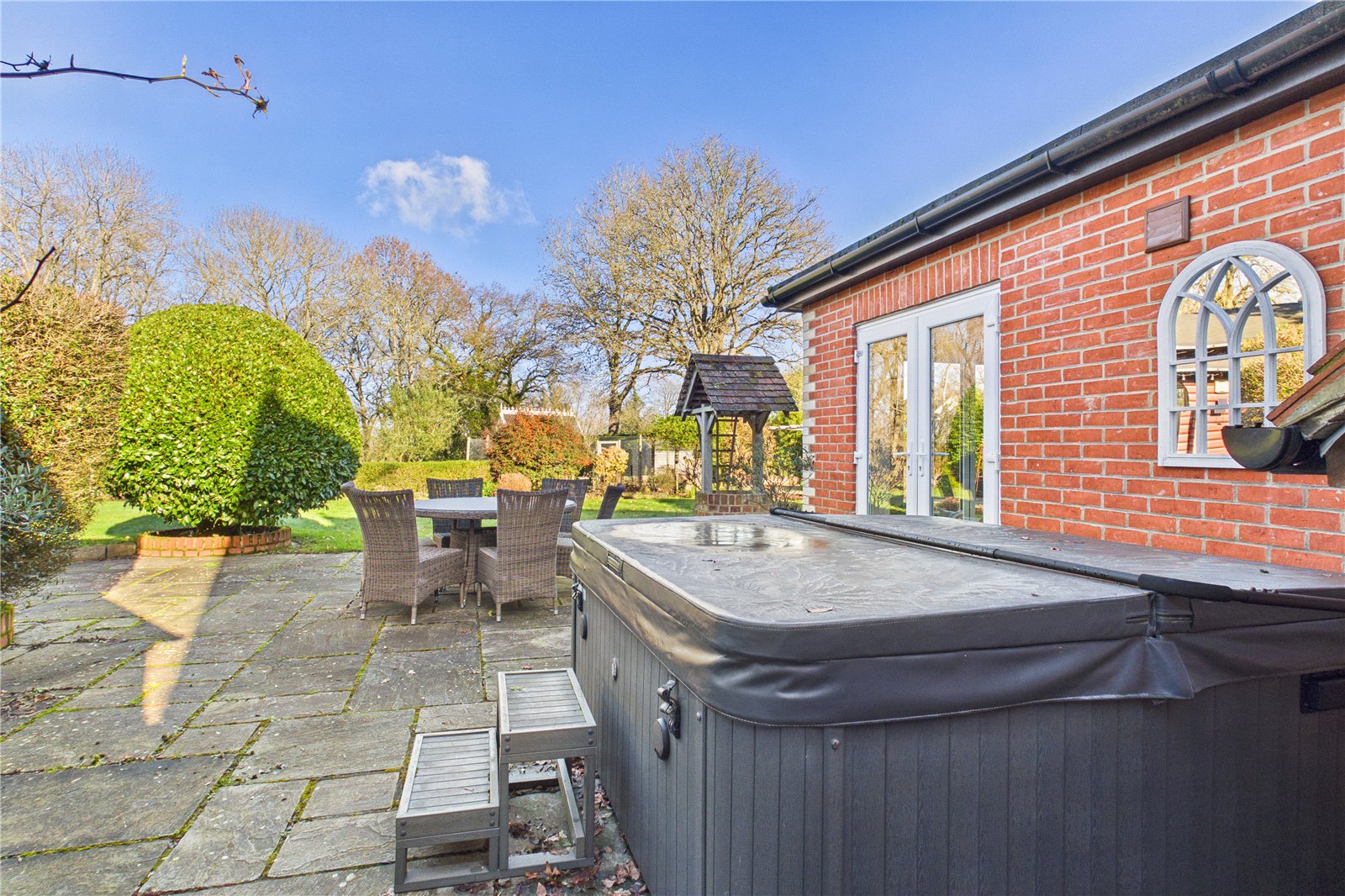 4 bedroom House for sale in Reading, Berkshire