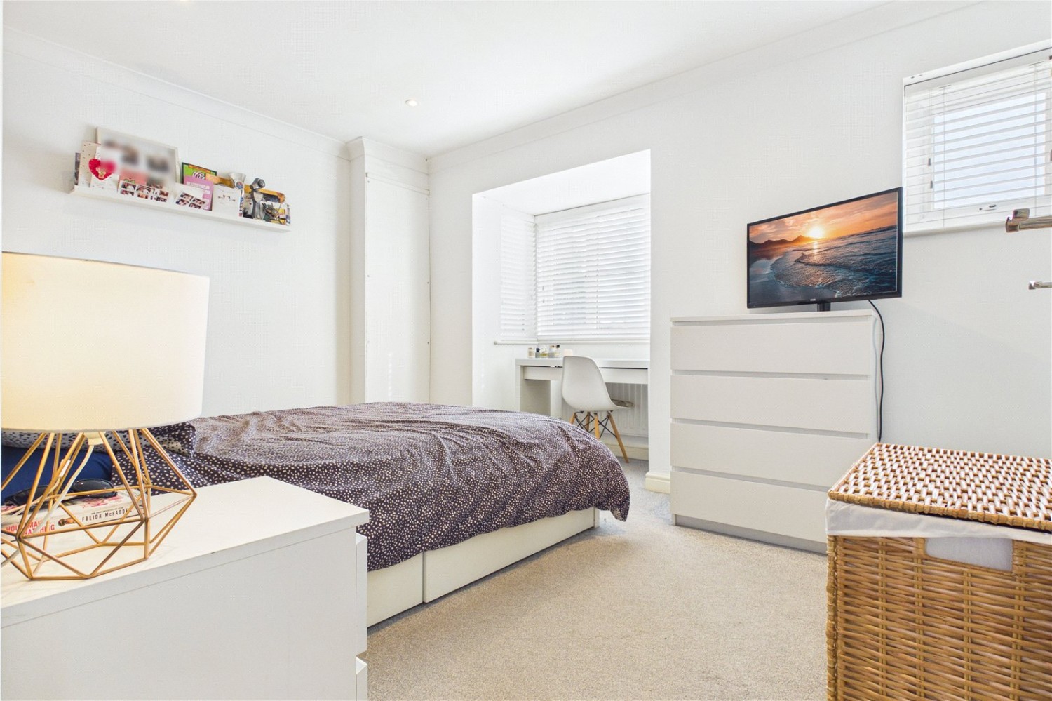 Theale, Reading, Berkshire