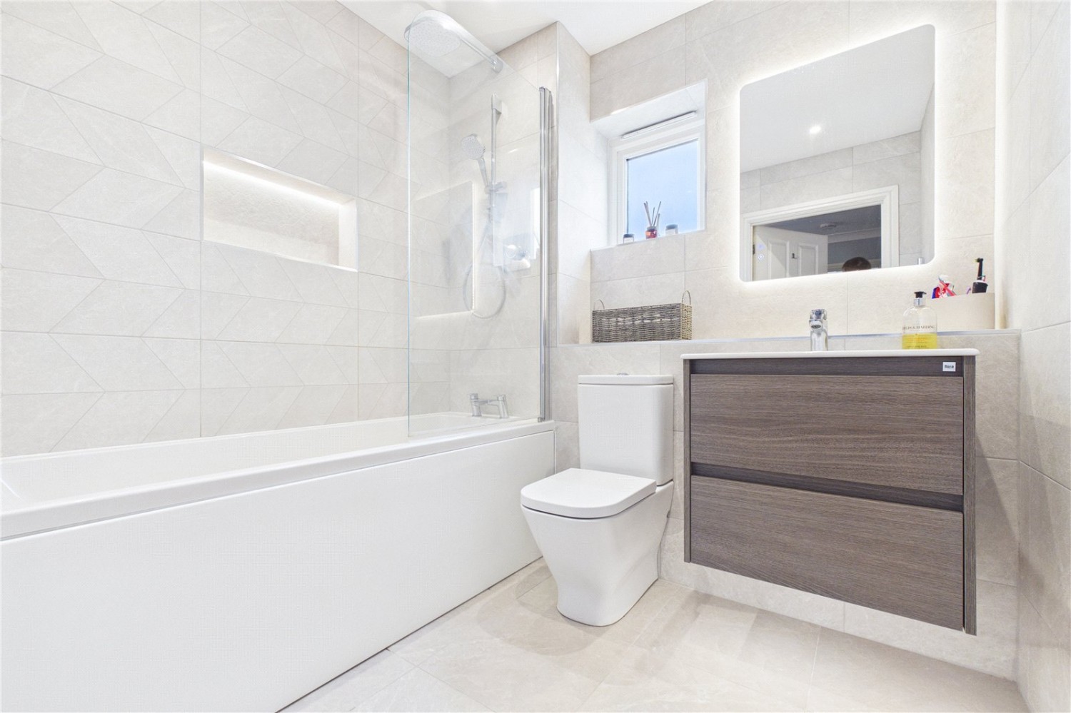 Theale, Reading, Berkshire