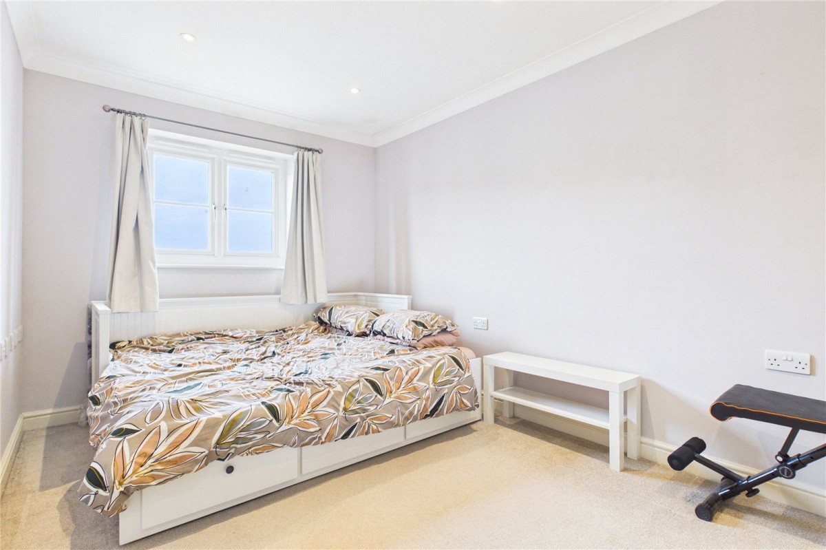 Theale, Reading, Berkshire