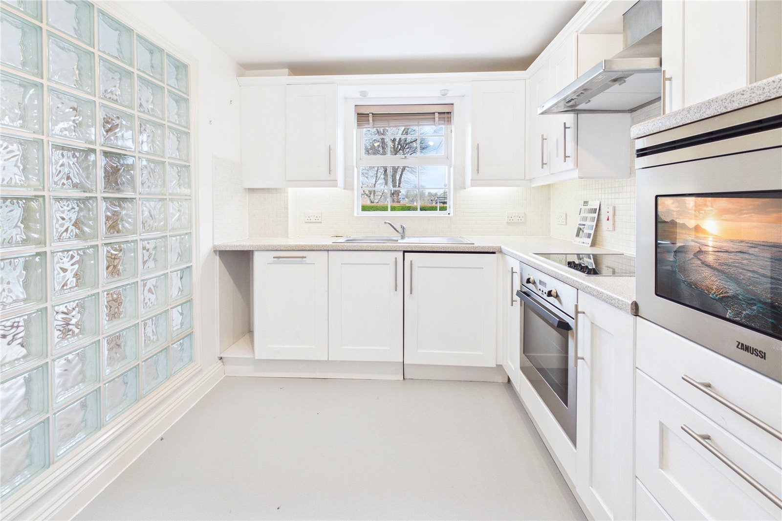 2 bedroom Flat for sale in Newbury, Berkshire