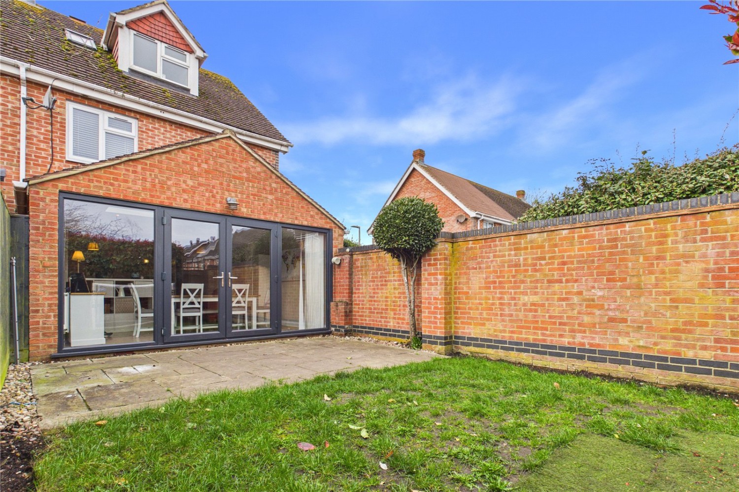 Theale, Reading, Berkshire