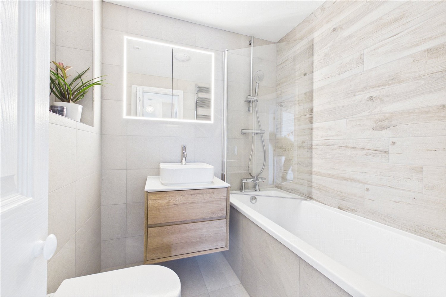 Theale, Reading, Berkshire