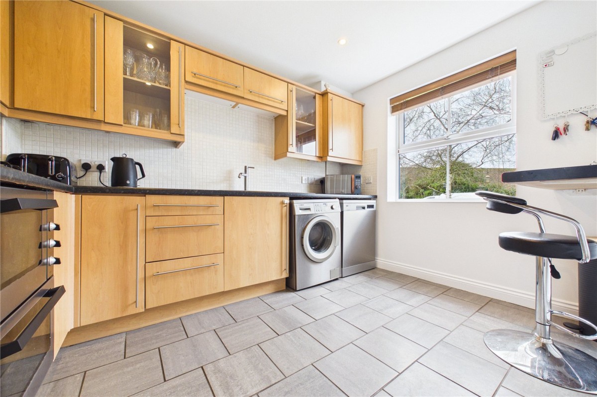 Theale, Reading, Berkshire