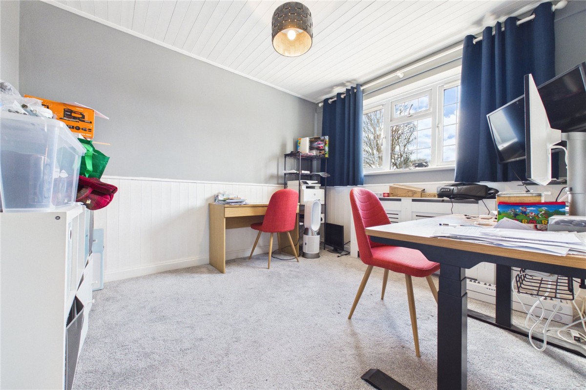 Theale, Reading, Berkshire