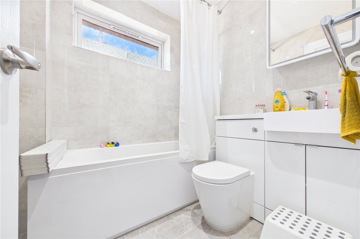 Theale, Reading, Berkshire