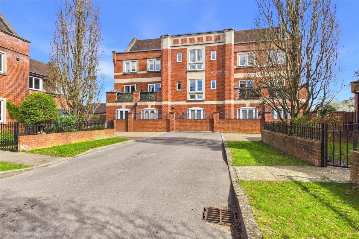 Upper Woolhampton, Reading, Berkshire