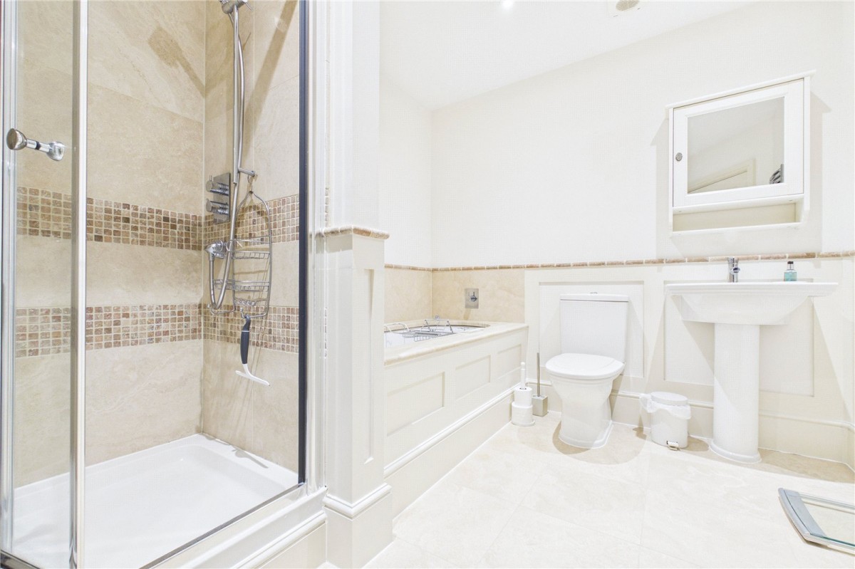 Upper Woolhampton, Reading, Berkshire